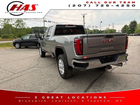 Used 2024 GMC Sierra 3500 SLT AWD/4WD image 3