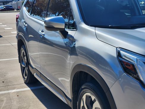 Used 2023 Subaru Forester Touring w/ Popular Package #2 image 8