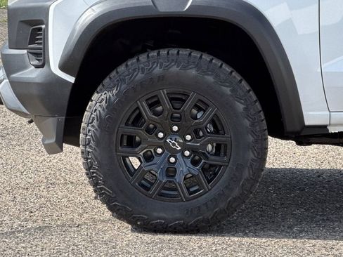 New 2026 Chevrolet Colorado Trail Boss AWD/4WD image 25