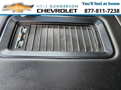 Used 2018 Chevrolet Suburban Premier image 37