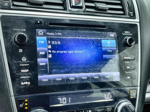 Used 2018 Subaru Outback 2.5i Limited AWD/4WD image 23
