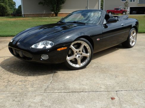 Used 2001 Jaguar XK8 Convertible RWD image 16