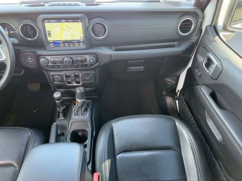 Used 2023 Jeep Wrangler Sahara w/ Cold Weather Group image 27