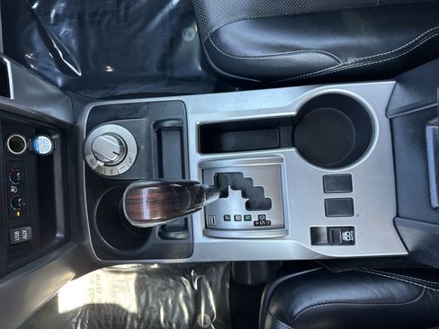 Used 2018 Toyota 4Runner Limited image 17