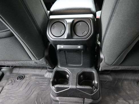 Used 2022 Jeep Gladiator Sport AWD/4WD image 27