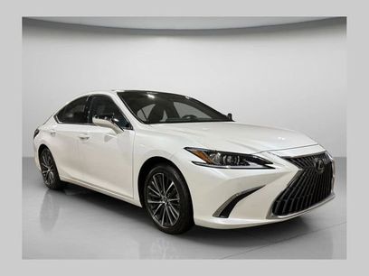 Used 2025 Lexus ES 350 w/ Premium Package