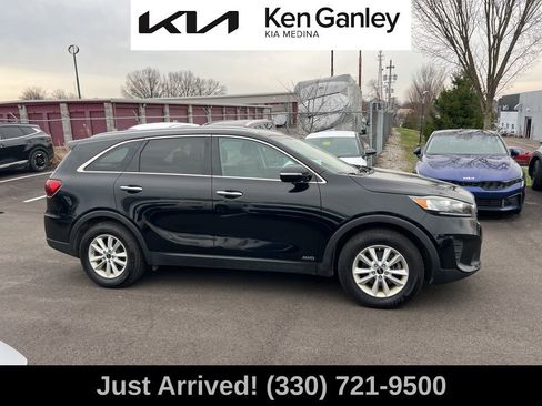 Used 2019 Kia Sorento LX w/ LX V6 Convenience Package image 4