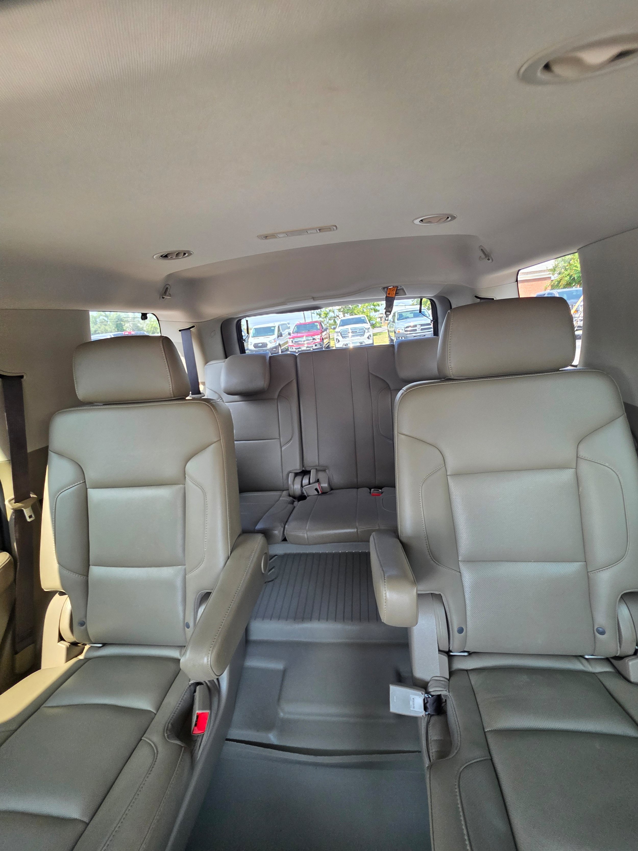 Used 2017 GMC Yukon SLT w/ Open Road Package RWD image 25