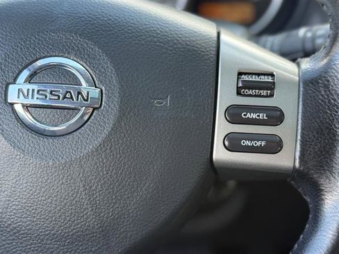 Used 2007 Nissan Versa Hatchback w/ Convenience Pkg FWD image 23