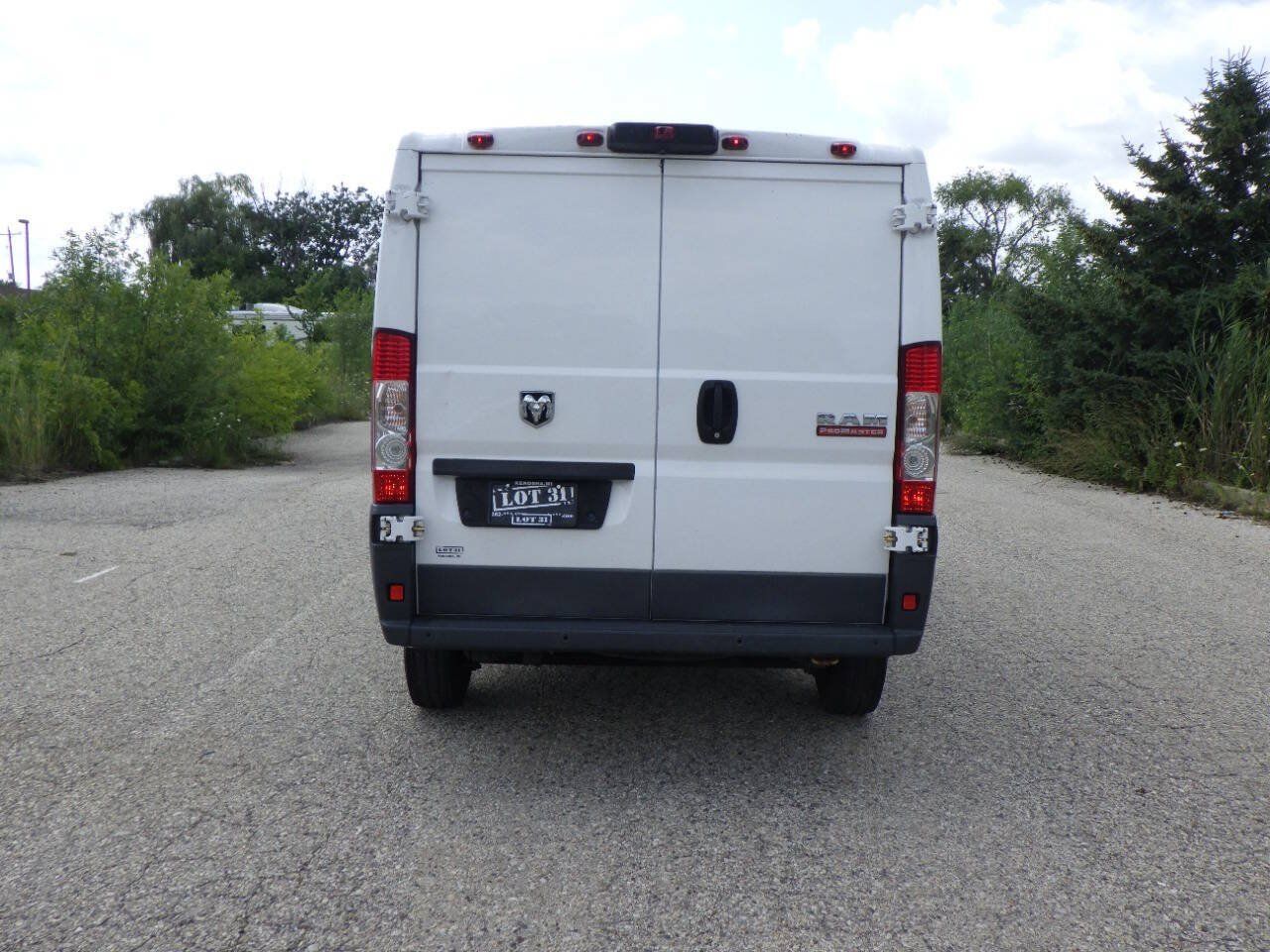 Used 2018 RAM ProMaster 1500 w/ Interior Convenience Group FWD image 8