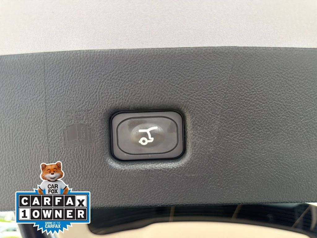 Used 2023 Lincoln Nautilus Reserve AWD/4WD image 30