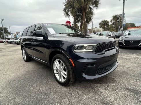 Used 2025 Dodge Durango GT AWD/4WD image 9