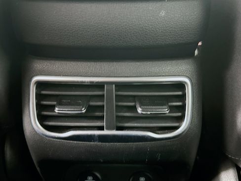 Used 2023 Hyundai Santa Fe SEL image 28