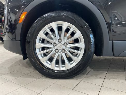 Used 2024 Cadillac XT4 Luxury w/ Cold Weather Package AWD/4WD image 22