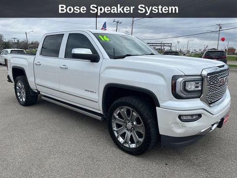 Used 2016 GMC Sierra 1500 Denali w/ Denali Ultimate Package image 9