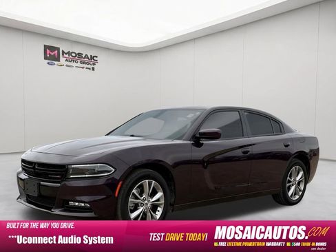 Used 2022 Dodge Charger SXT w/ Cold Weather Package AWD/4WD image 8