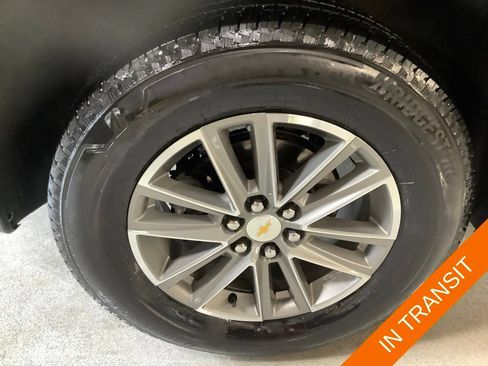 Used 2023 Chevrolet Traverse LT AWD/4WD image 11