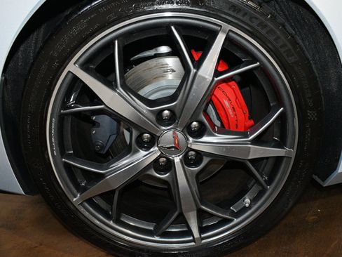 Used 2022 Chevrolet Corvette Stingray Convertible w/ Z51 Performance Package RWD image 67