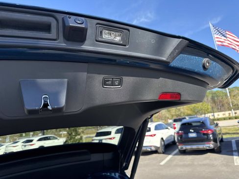 Used 2024 Porsche Cayenne S image 12