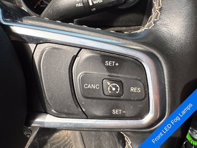 Used 2020 Jeep Gladiator Overland AWD/4WD image 17