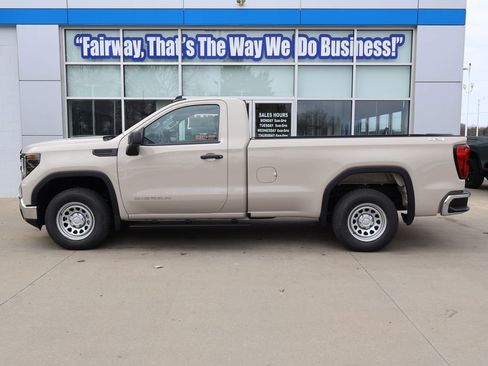 New 2026 GMC Sierra 1500 Pro AWD/4WD image 7