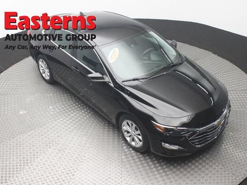 Used 2023 Chevrolet Malibu LT FWD image 3
