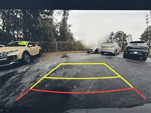 Used 2025 Hyundai Santa Fe SEL image 30