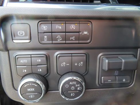 Used 2025 Chevrolet Tahoe RST w/ RST Capability Package AWD/4WD image 41