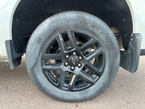 Used 2023 Chevrolet Silverado 1500 Custom w/ LPO, Dark Essentials Package image 41