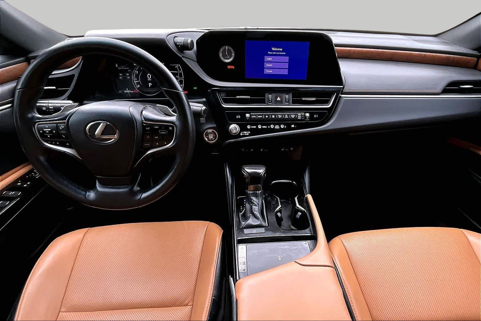 Used 2024 Lexus ES 350 w/ Premium Package FWD image 16