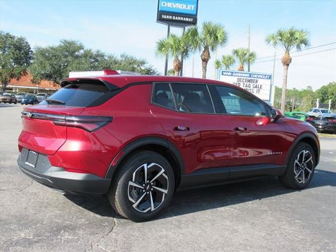 New 2026 Chevrolet Equinox EV LT image 4