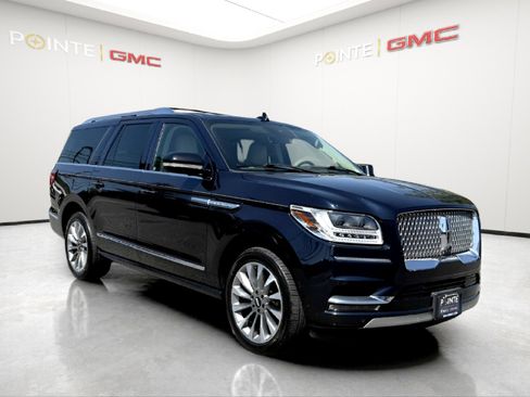 Used 2021 Lincoln Navigator L Reserve w/ Luxury Package AWD/4WD image 1