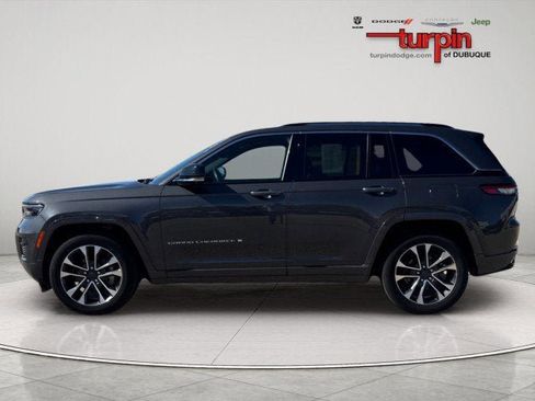 Used 2022 Jeep Grand Cherokee Overland w/ Adv Protech Group III AWD/4WD image 2