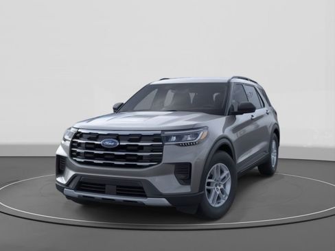 New 2026 Ford Explorer Active image 2