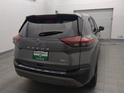 Used 2022 Nissan Rogue SV FWD image 7