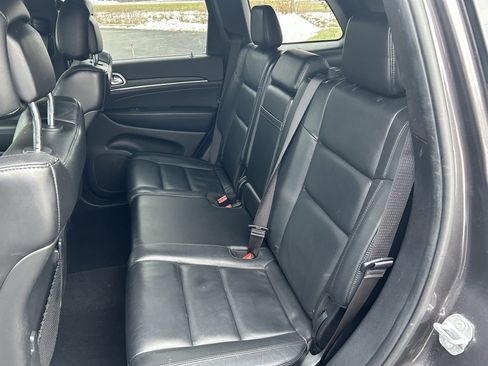 Used 2019 Jeep Grand Cherokee Limited image 19