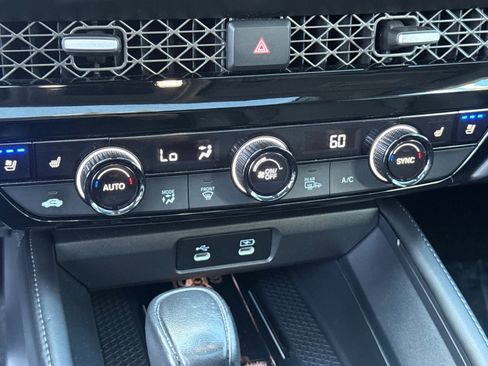 Used 2023 Honda Accord Touring image 18