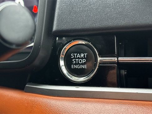 Used 2023 Mitsubishi Outlander SEL image 26