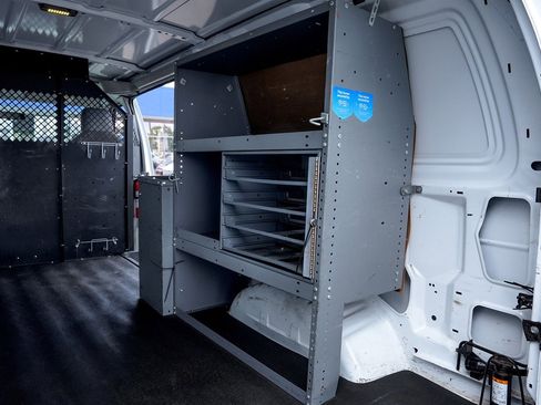 Used 2013 Ford E-150 and Econoline 150 image 13