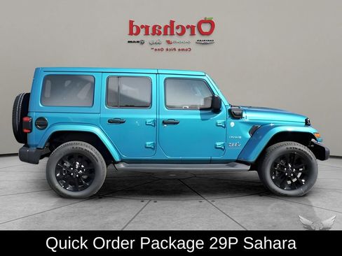 New 2024 Jeep Wrangler Unlimited Sahara w/ Technology Group AWD/4WD image 2