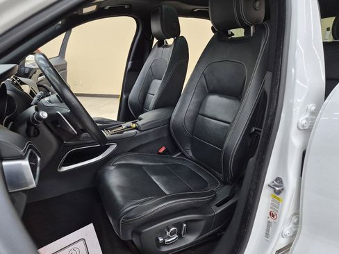 Used 2018 Jaguar F-PACE R-Sport AWD/4WD image 18