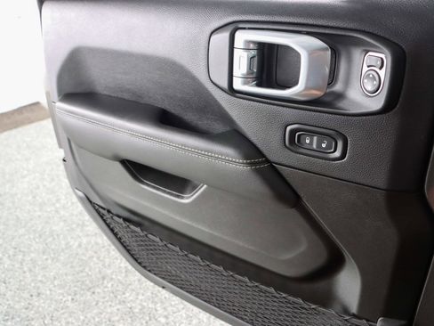 Used 2022 Jeep Wrangler Unlimited Sahara w/ Cold Weather Group image 23