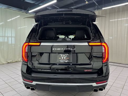 Used 2025 GMC Yukon Denali AWD/4WD image 10