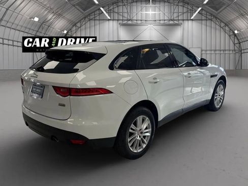 Used 2020 Jaguar F-PACE Prestige image 4
