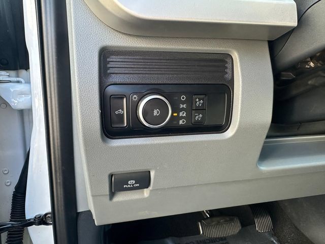 Used 2024 Ford F350 XLT AWD/4WD image 11