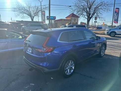 Used 2025 Honda CR-V EX image 2