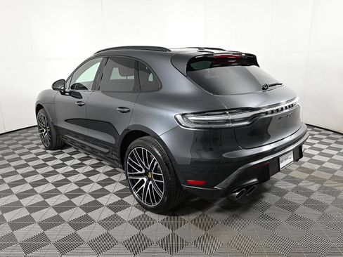 New 2026 Porsche Macan GTS image 4