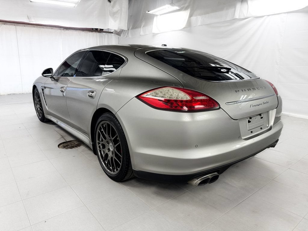 Used 2013 Porsche Panamera AWD/4WD image 4