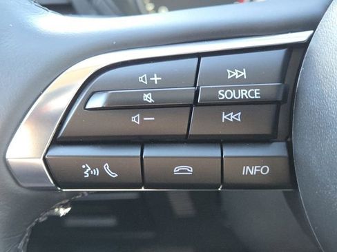 Used 2025 MAZDA MAZDA3 s image 8