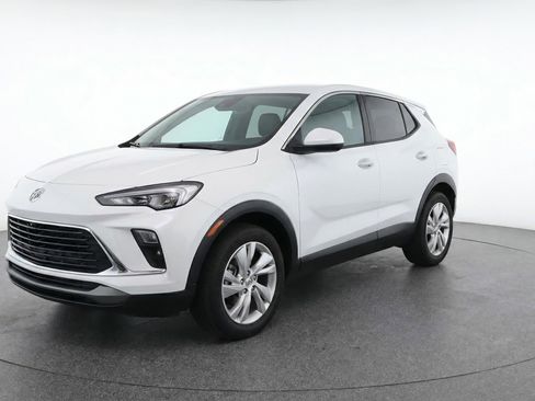 Used 2025 Buick Encore GX Preferred FWD image 3